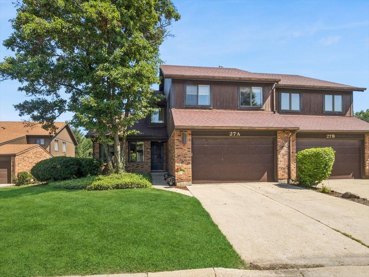 27 Creekside Cir. #A, Elgin, IL 60123