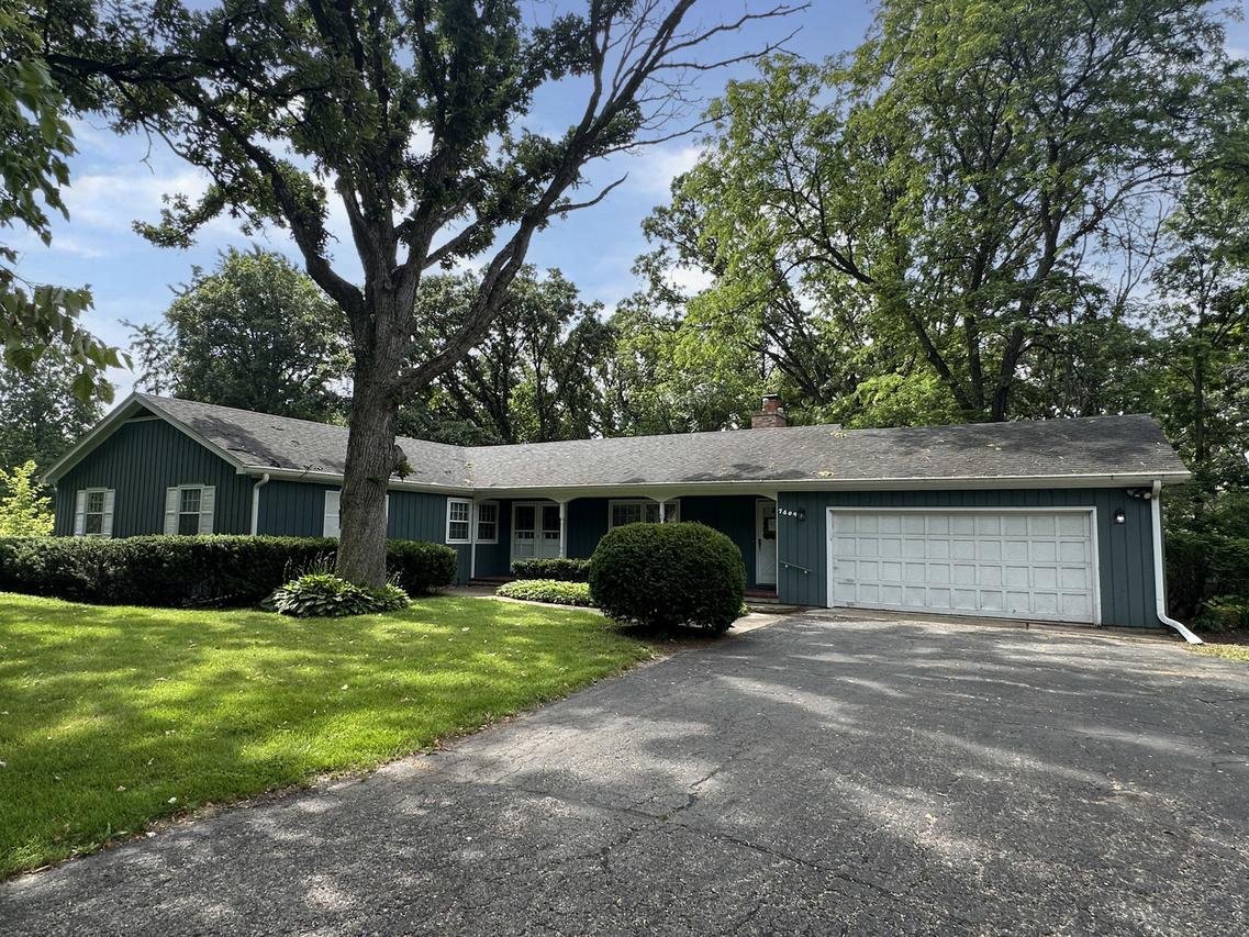 7409 Chesterfield Rd., Crystal Lake, IL 60012