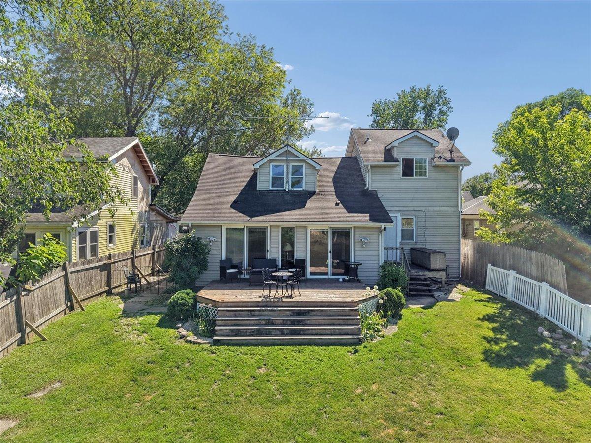 42515 N Forest Ln., Antioch, IL 60002