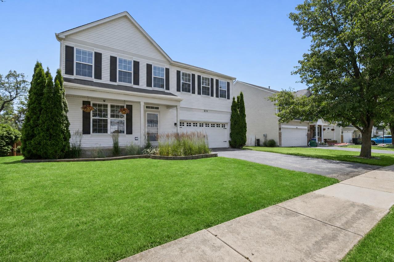 879 Sioux Dr., Round Lake Heights, IL 60073