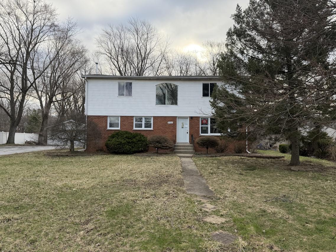 15441 E End St., Dolton, IL 60419