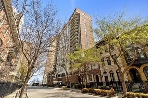 71 E Division St. #1601, Chicago, IL 60610