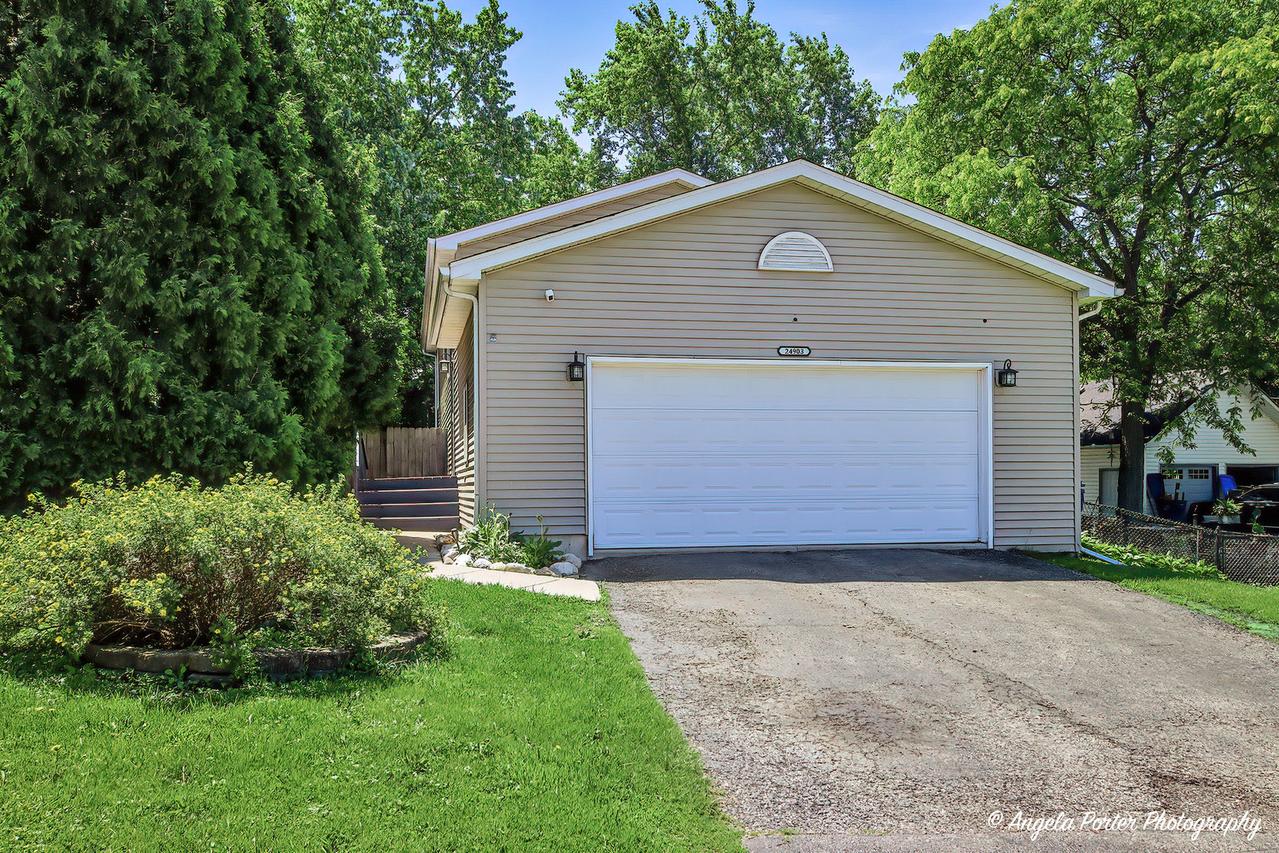 24903 W Oak Ave., Lake Villa, IL 60046