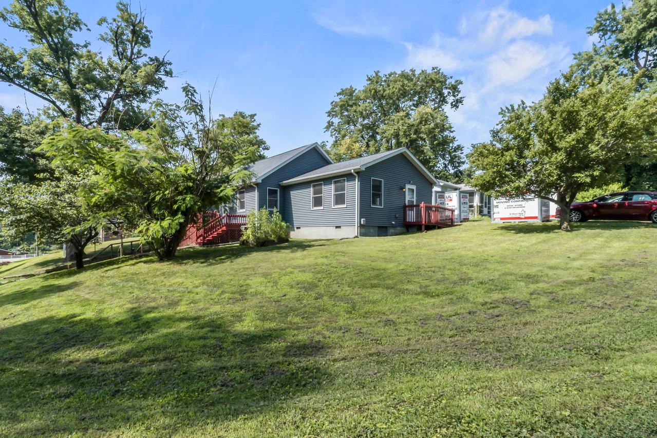 575 Sheridan Dr., Decatur, IL 62521