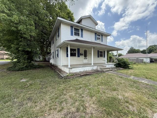 1110 E Oak St., West Frankfort, IL 62896