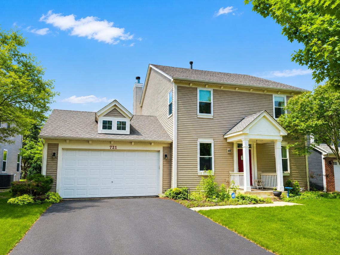 721 Bonaventure Dr., Oswego, IL 60543