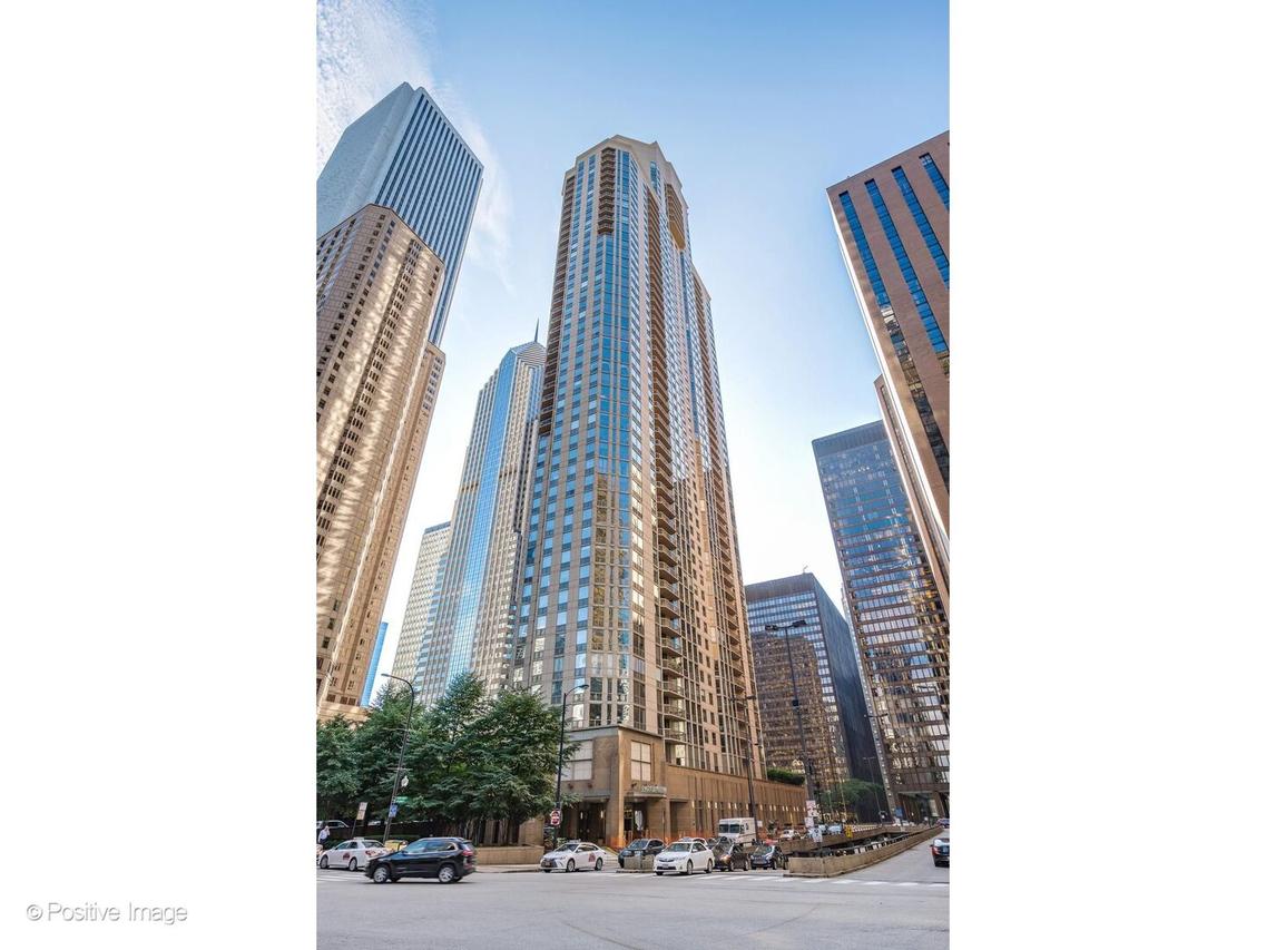222 N Columbus Dr. #4703, Chicago, IL 60601