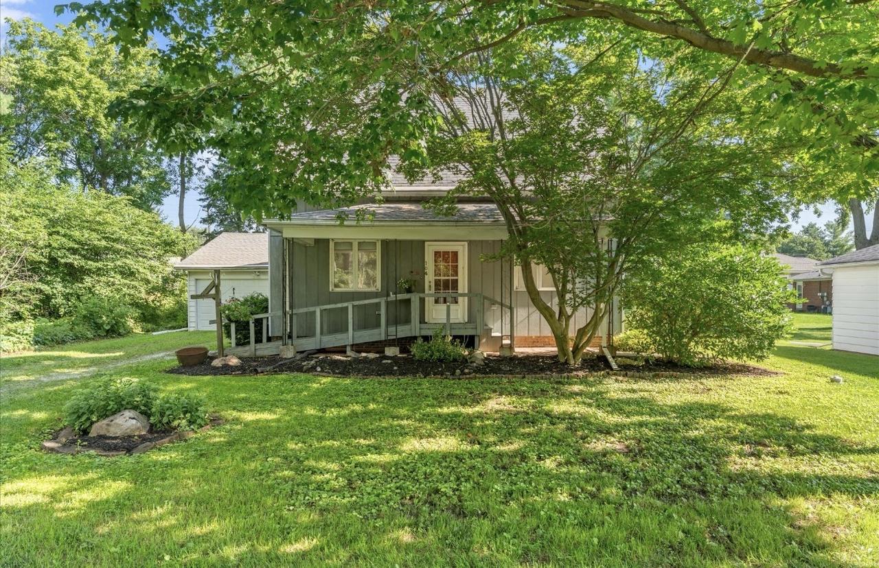 104 W Bond St., Bondville, IL 61815
