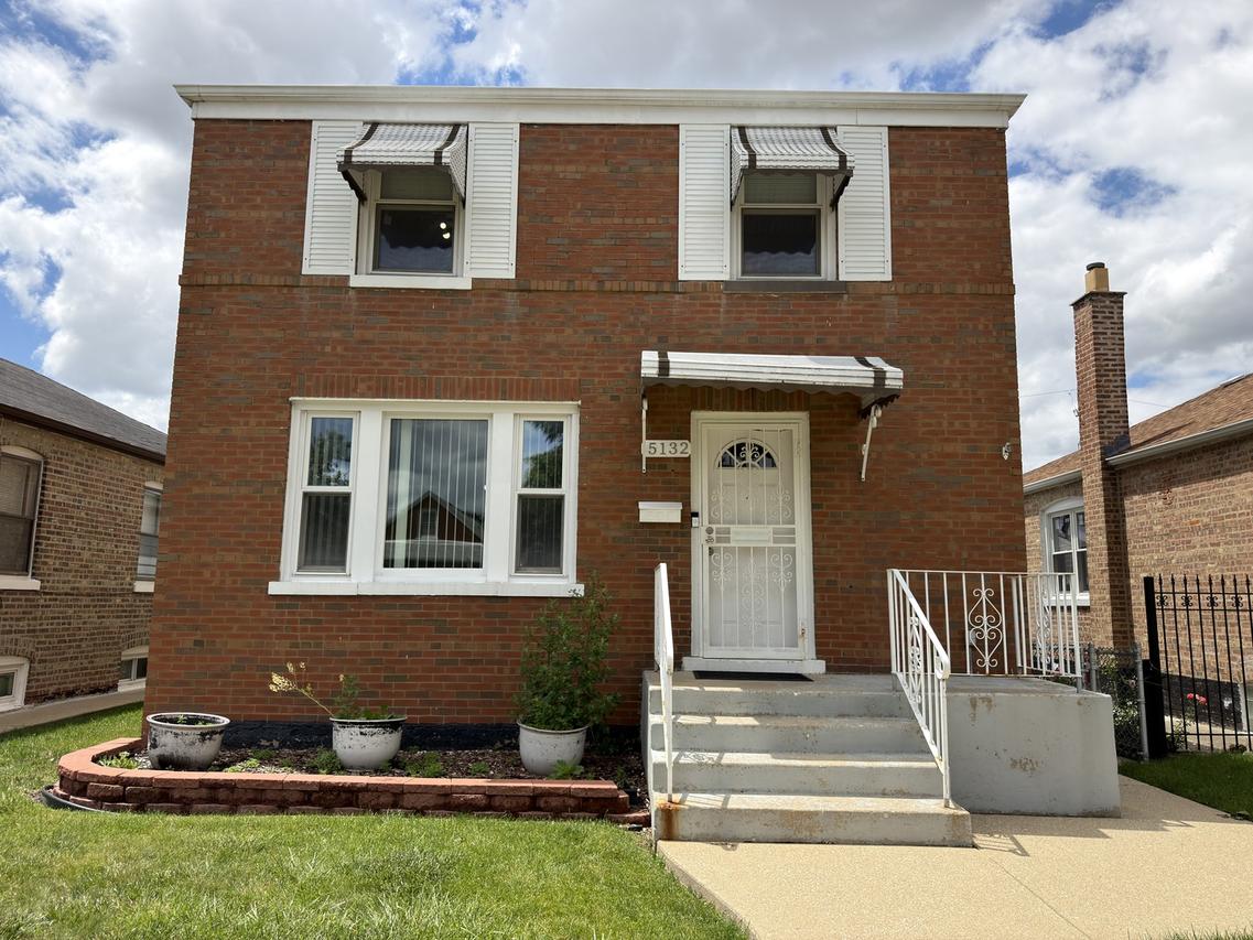 5132 S Hamlin Ave., Chicago, IL 60632