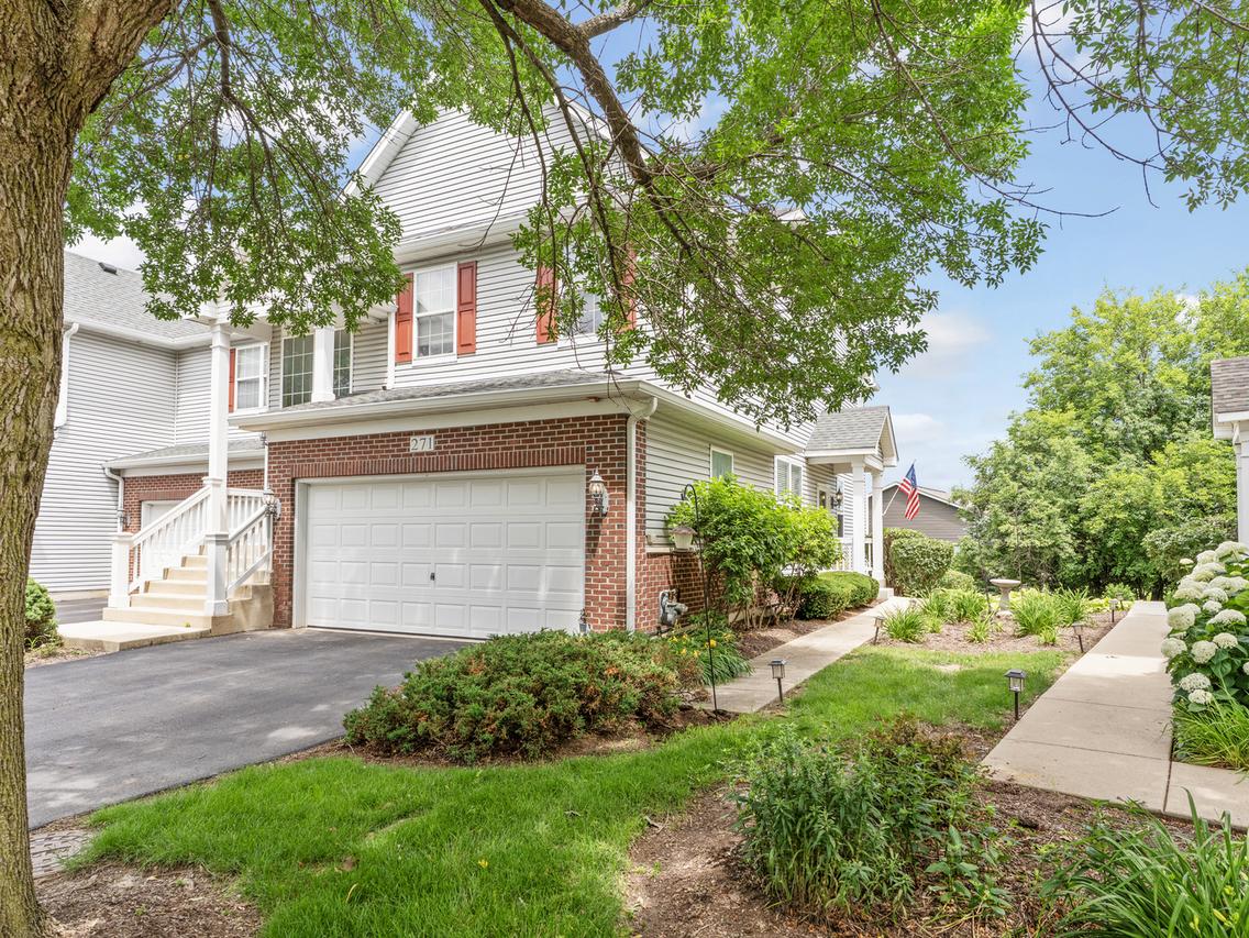 271 Ridge Rd., North Aurora, IL 60542
