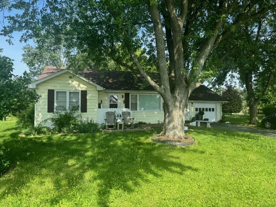 3707 N Fairview Ave., Johnsburg, IL 60051