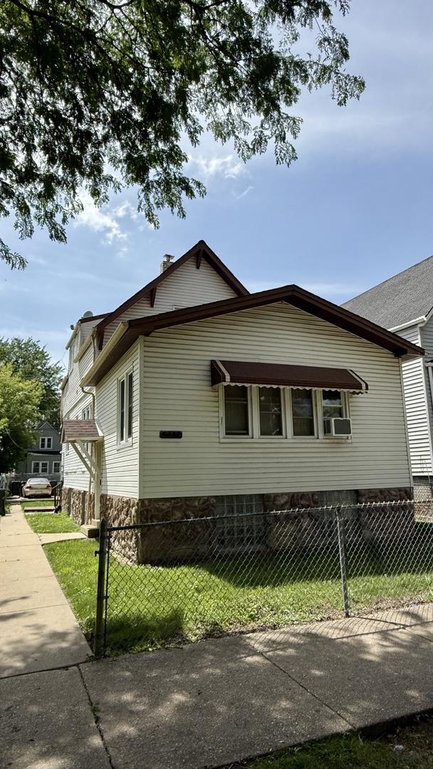 6442 S Wolcott Ave., Chicago, IL 60636