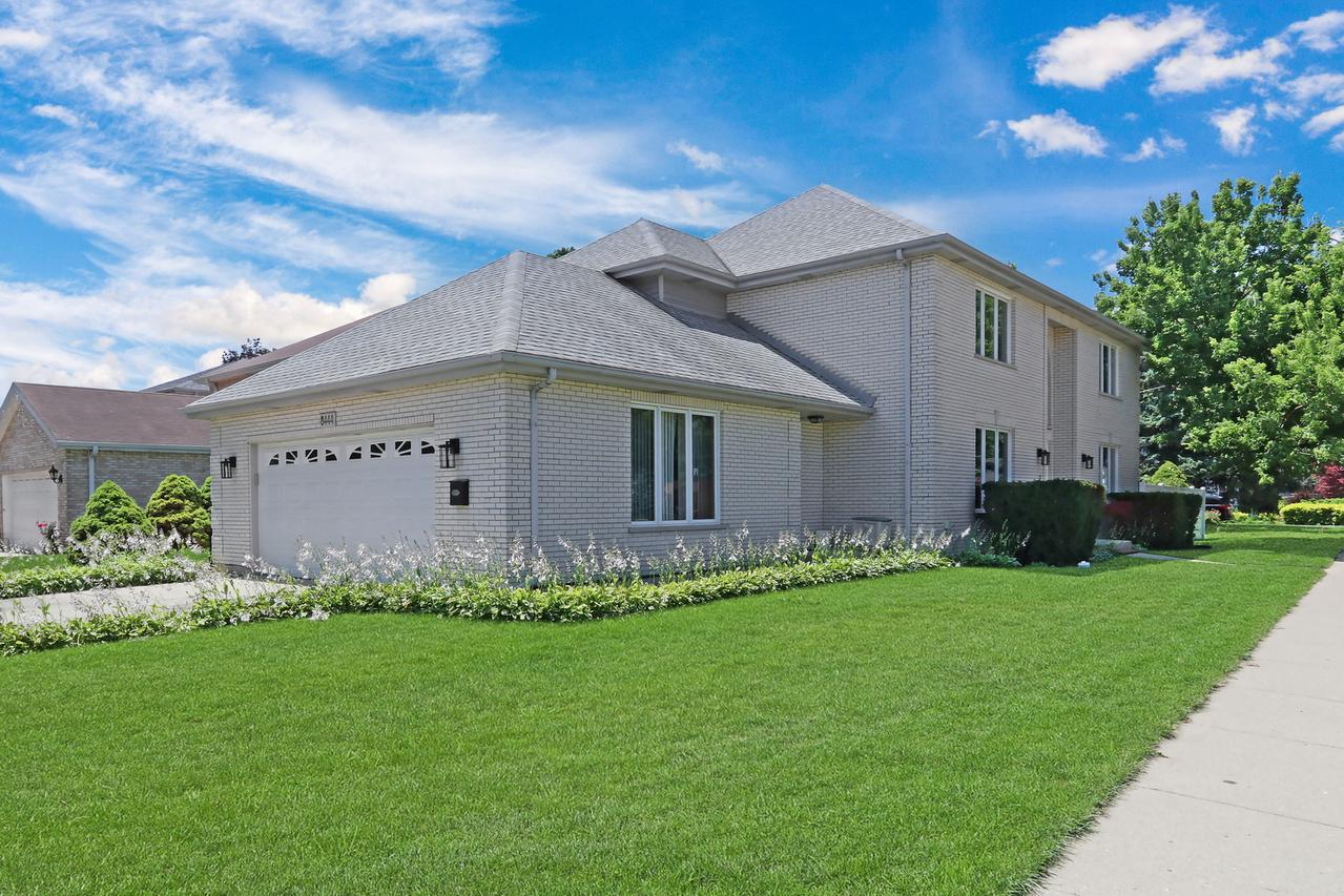 8444 Morton Ave., Morton Grove, IL 60053