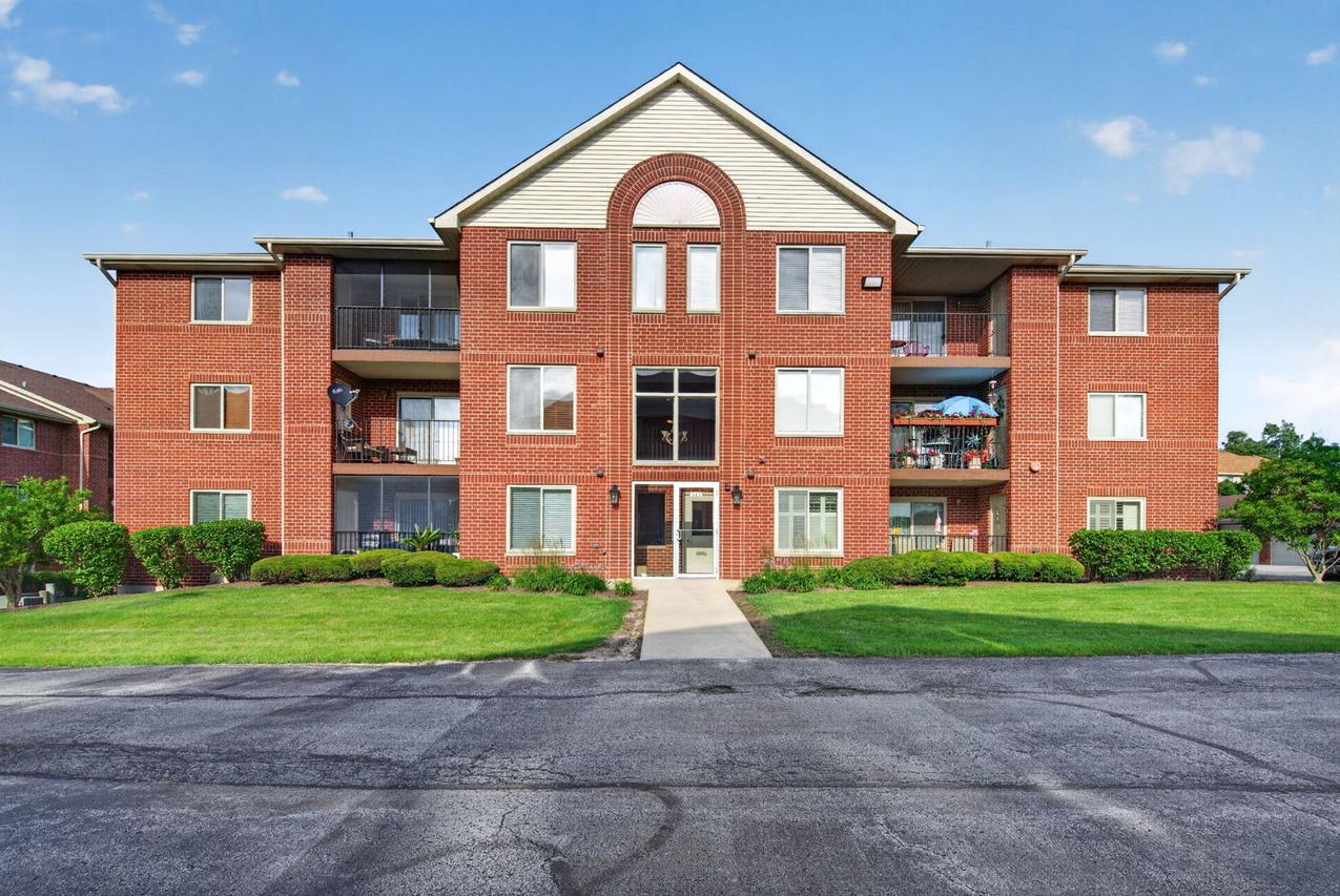 6955 Heritage Cir. #3-1C, Orland Park, IL 60462