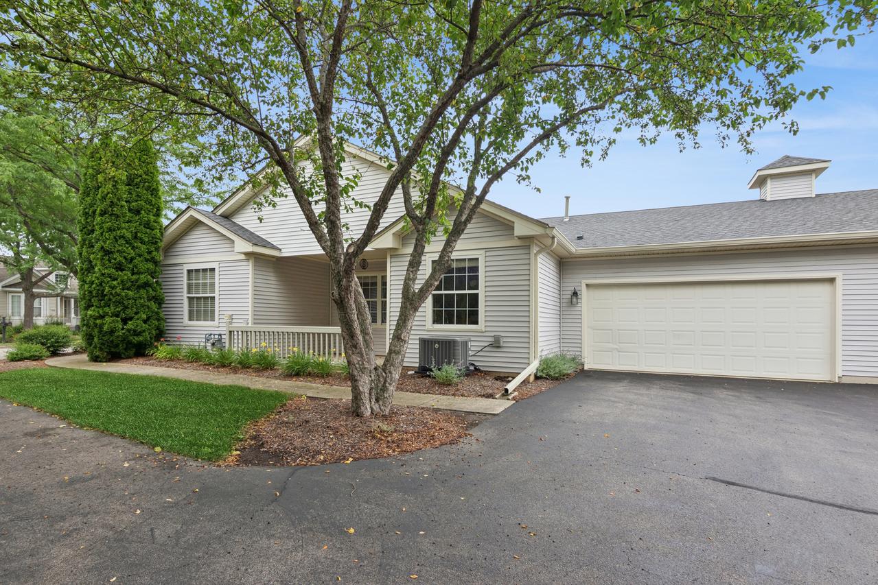 12297 Quail Ridge Dr., Huntley, IL 60142