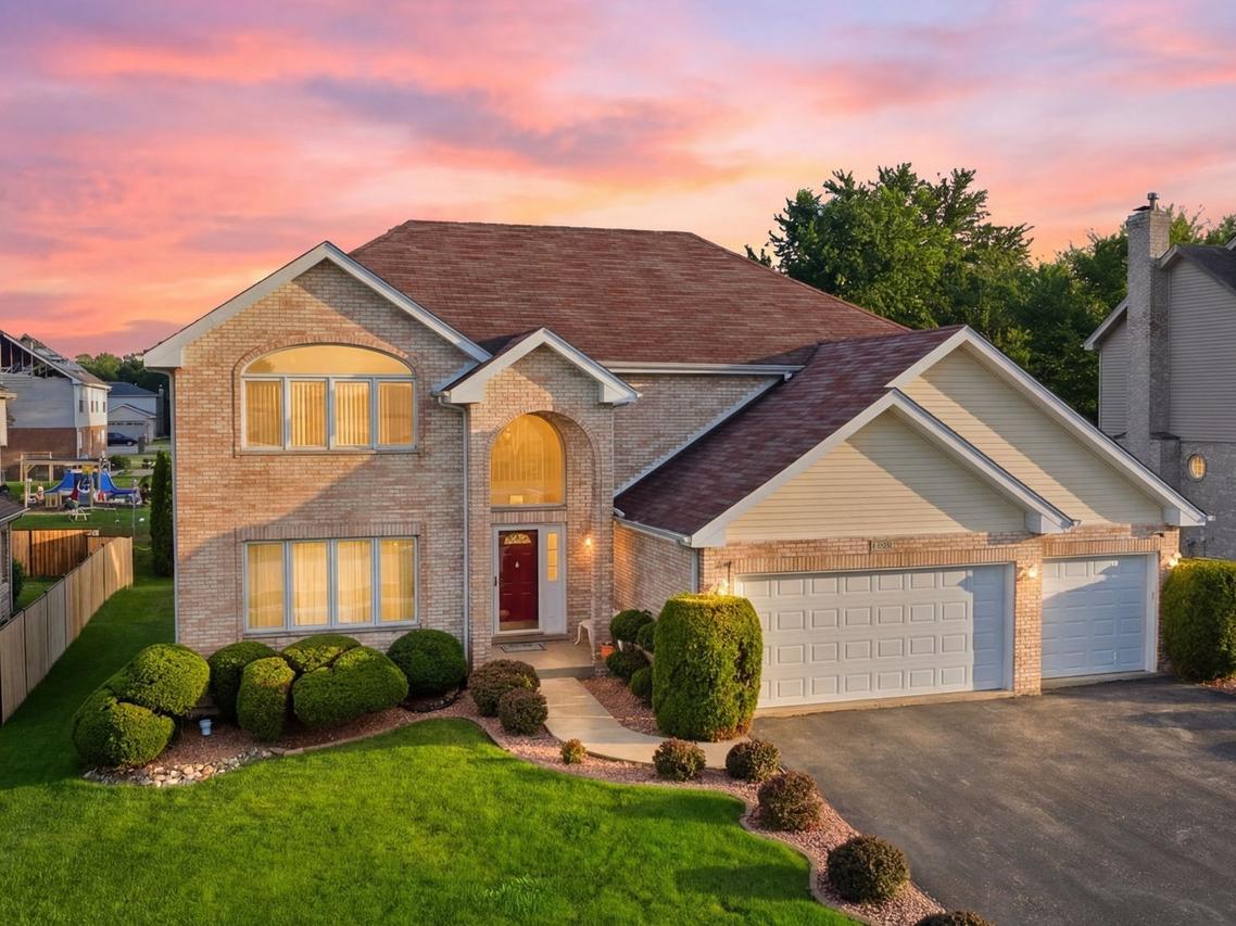 1249 W Parliament St., Crete, IL 60417