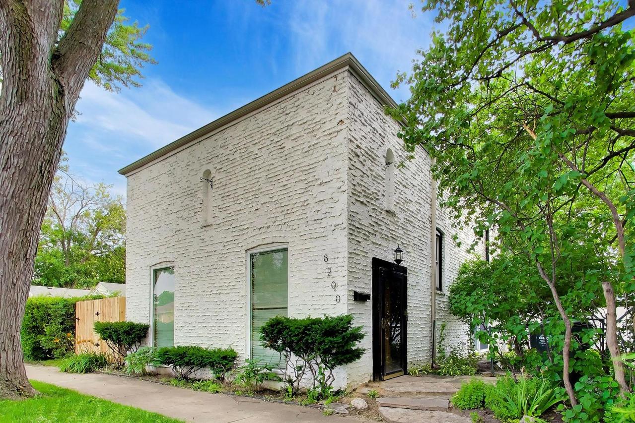8200 Major Ave., Morton Grove, IL 60053