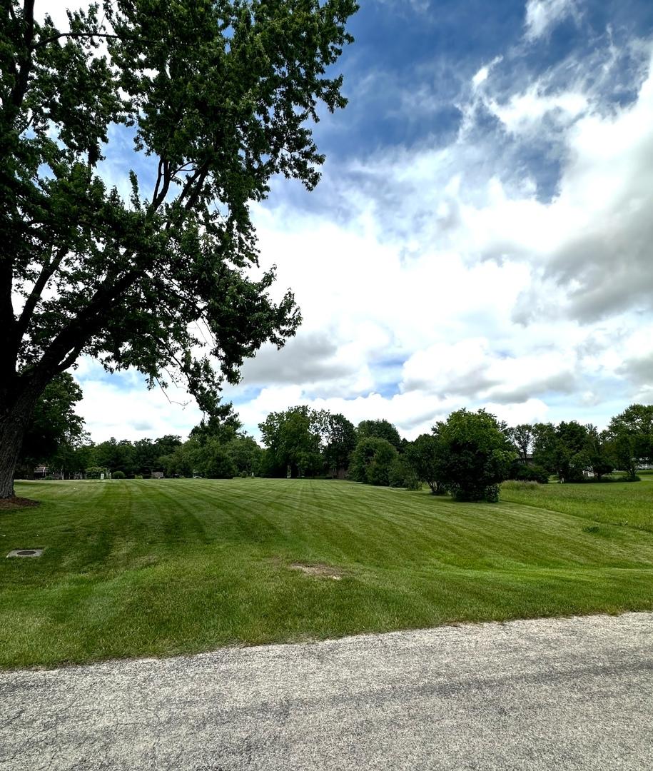 268 Wickshire Dr., Davis, IL 61019