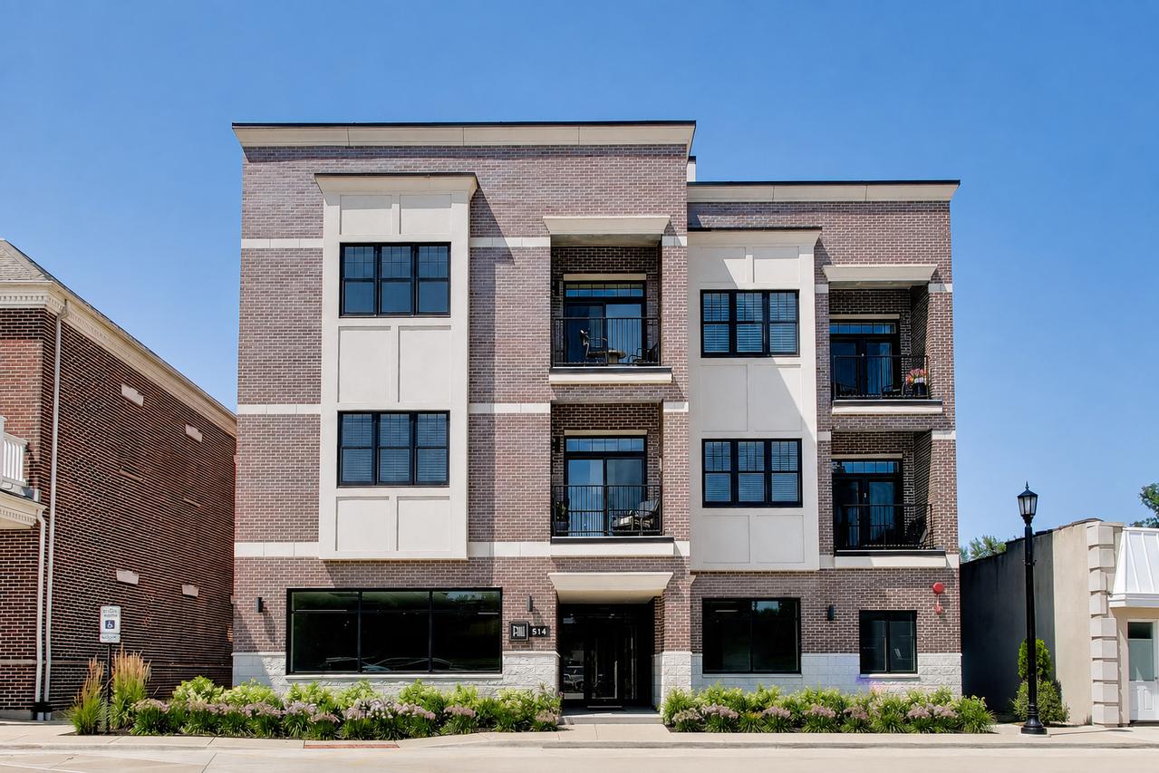 514 Hillgrove Ave. #303, Western Springs, IL 60558