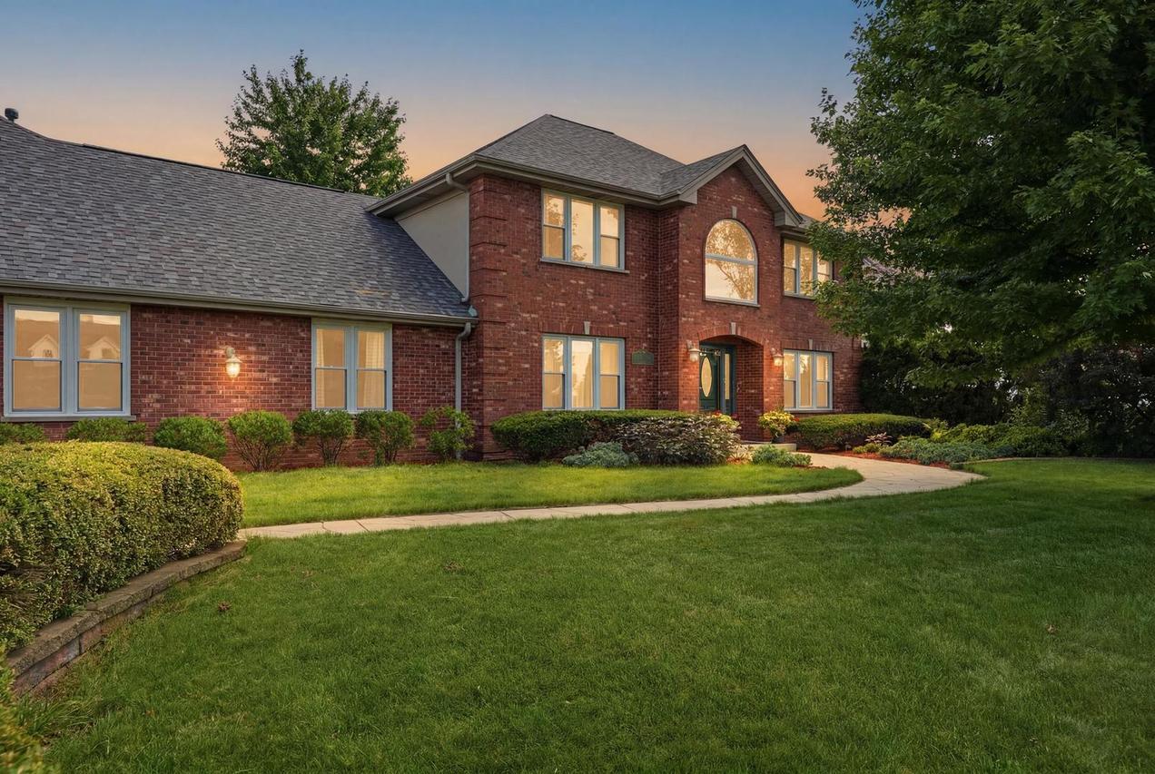 14353 Summerfield Dr., New Lenox, IL 60451