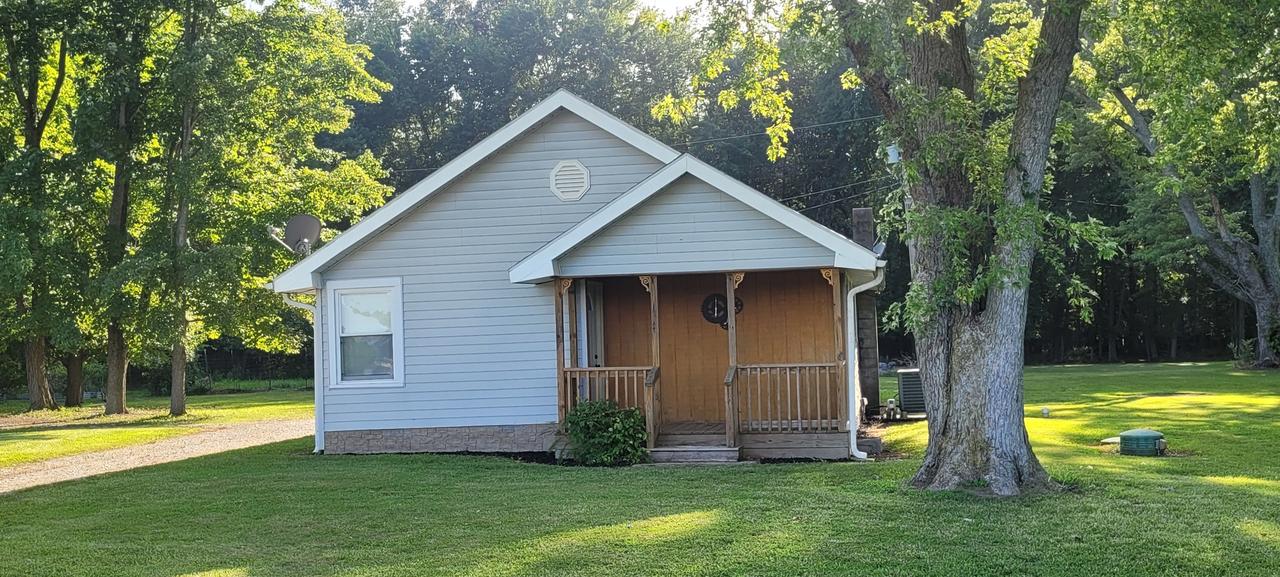 211 S 11th St., Nason, IL 62816