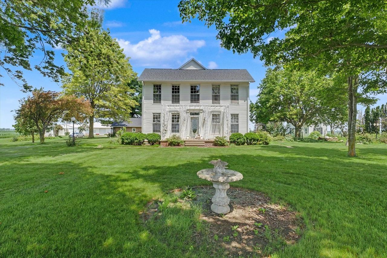 15869 N Vermilion West Rd., Fithian, IL 61844