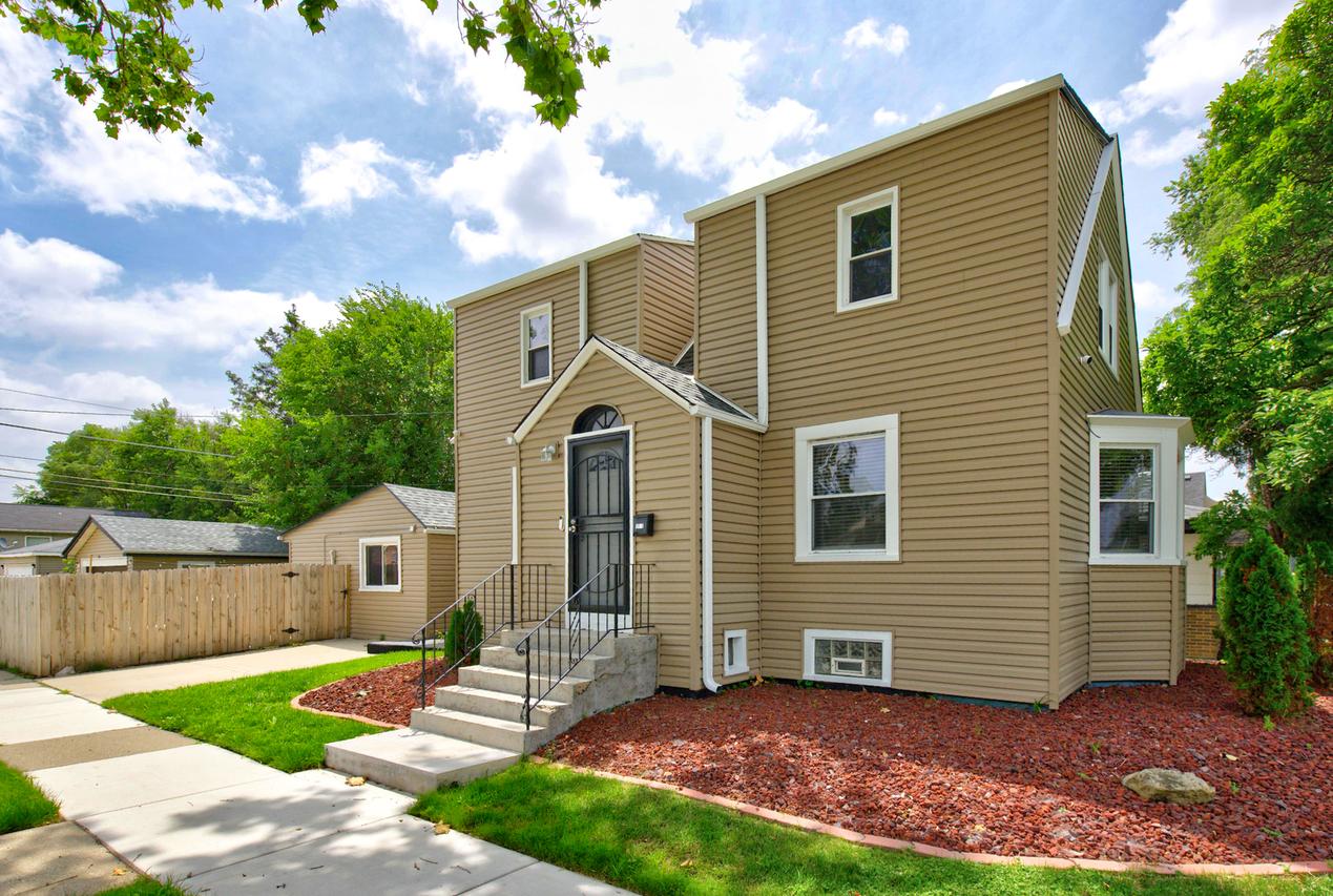 1101 22nd Ave., Bellwood, IL 60104