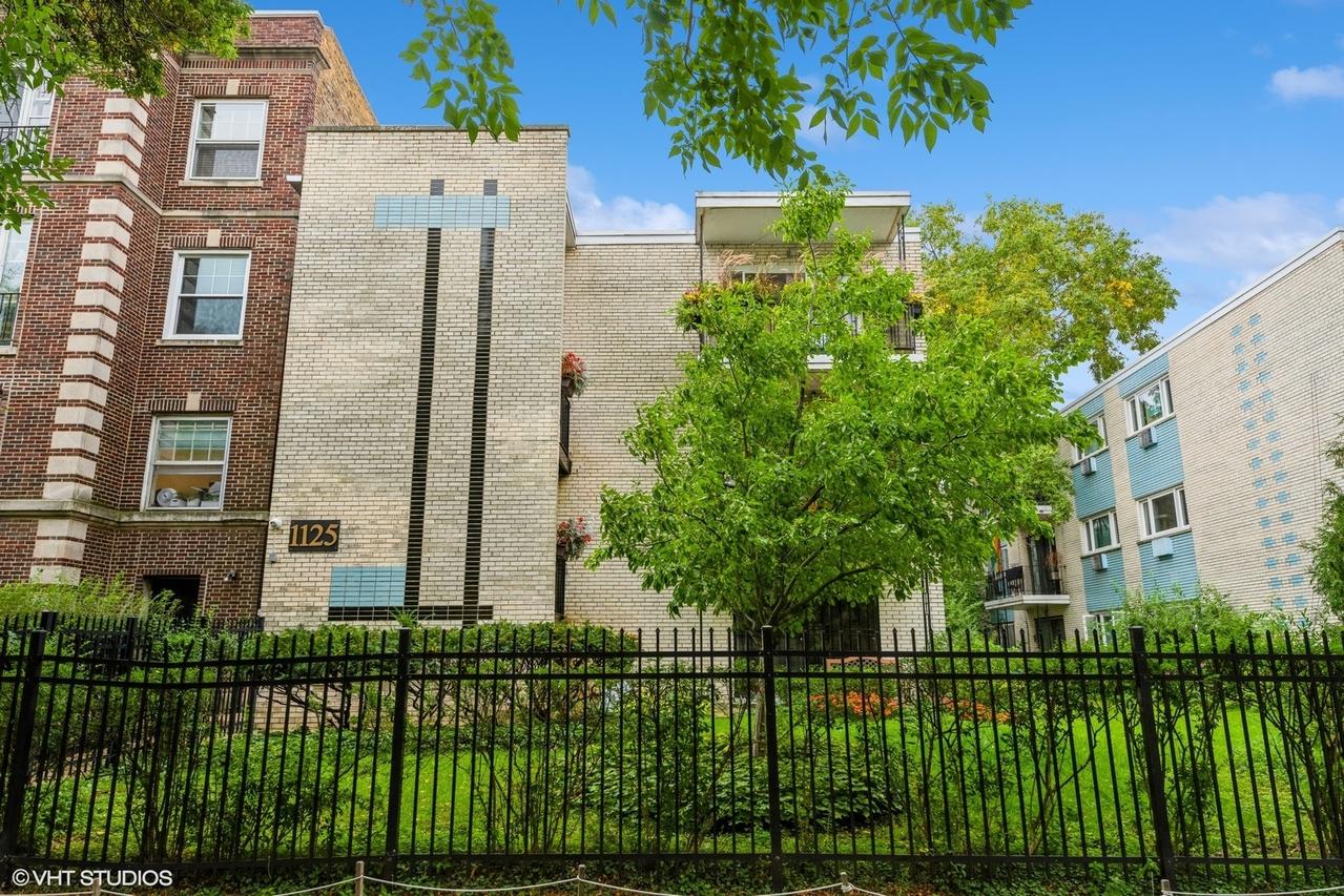 1125 W Lunt Ave. #303, Chicago, IL 60626