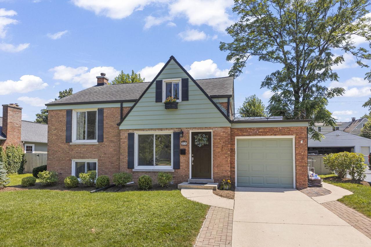 311 2nd St., Downers Grove, IL 60515