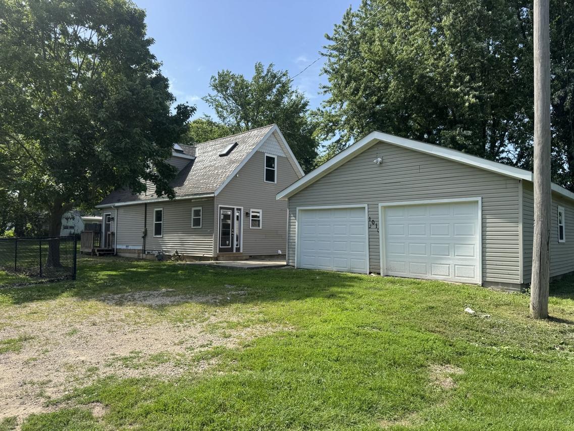 101 N Vermillion St., Troy Grove, IL 61372