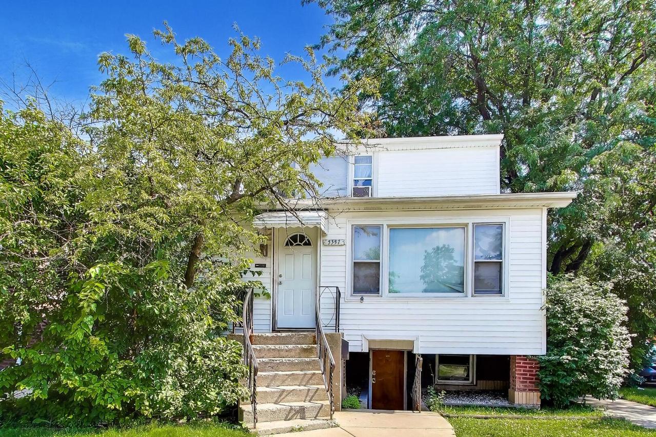 5357 W Waveland Ave., Chicago, IL 60641