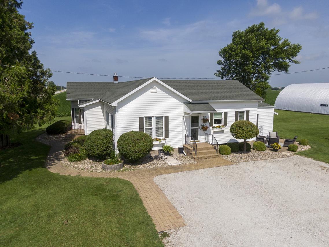 2359 E 5000n Rd., Bourbonnais, IL 60914