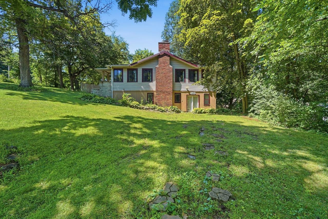 345 Moody Ct., South Elgin, IL 60177