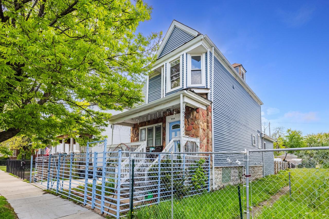 844 N Laramie Ave., Chicago, IL 60651