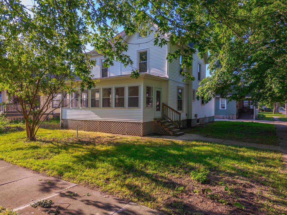 522 W Grove St., Pontiac, IL 61764