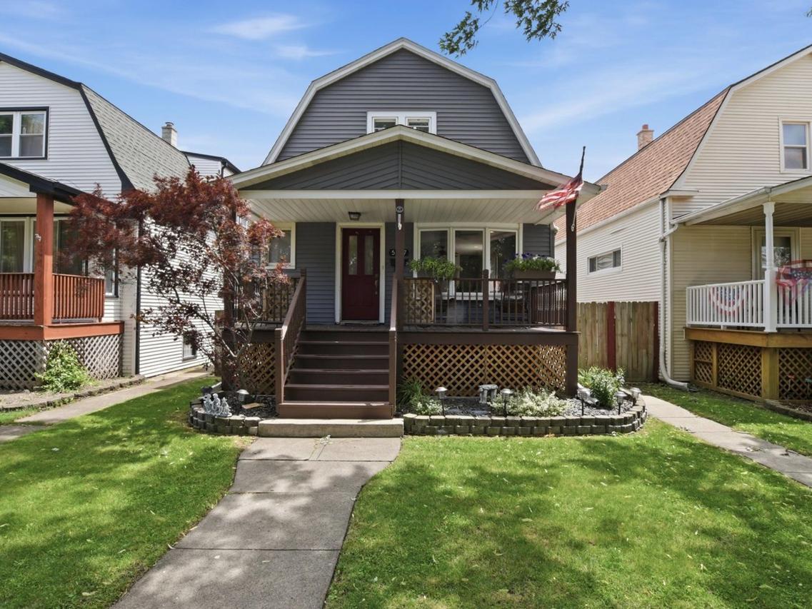 5457 N Monitor Ave., Chicago, IL 60630