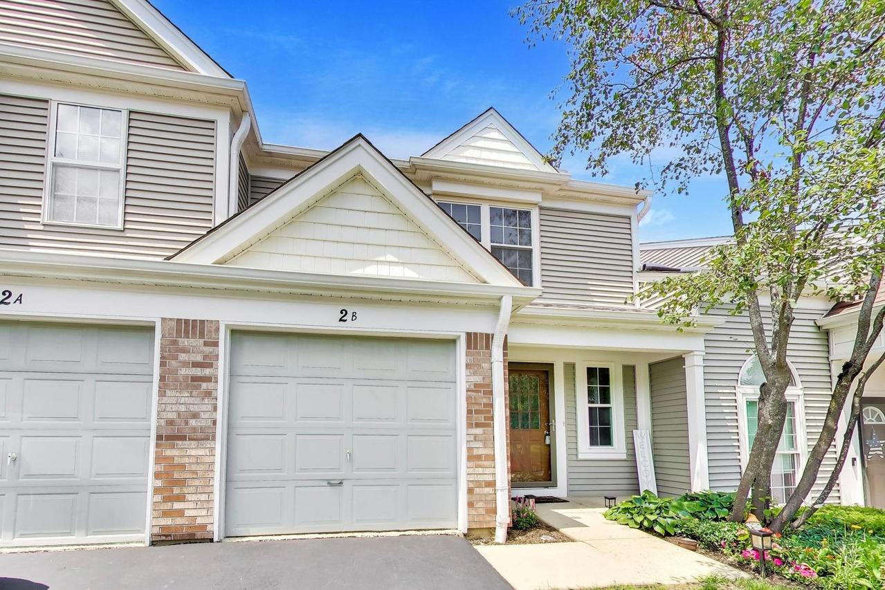 2 Chaucer Ln. #B, Streamwood, IL 60107