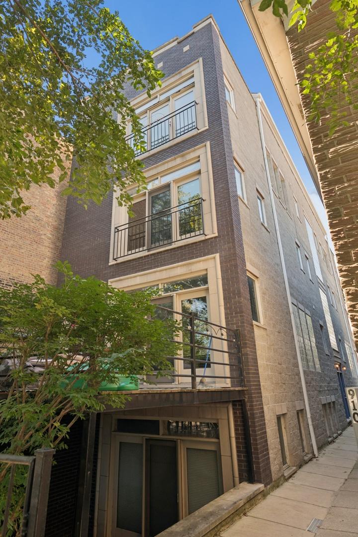 908 N Paulina St. #3, Chicago, IL 60622