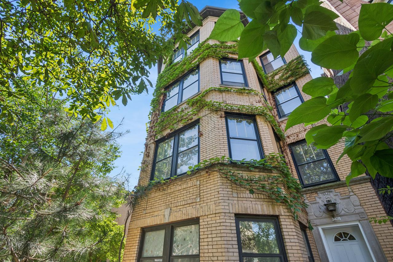 3435 W Adams St., Chicago, IL 60624