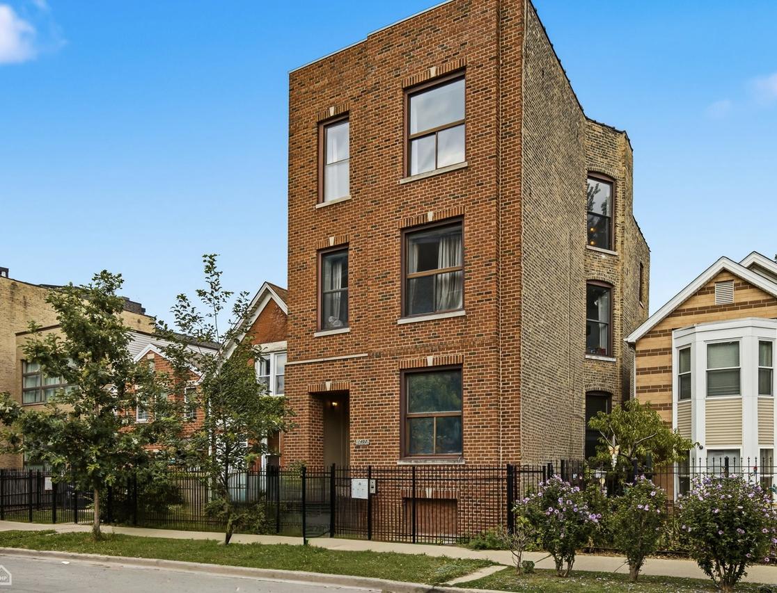 1403 N Rockwell St. #3, Chicago, IL 60622