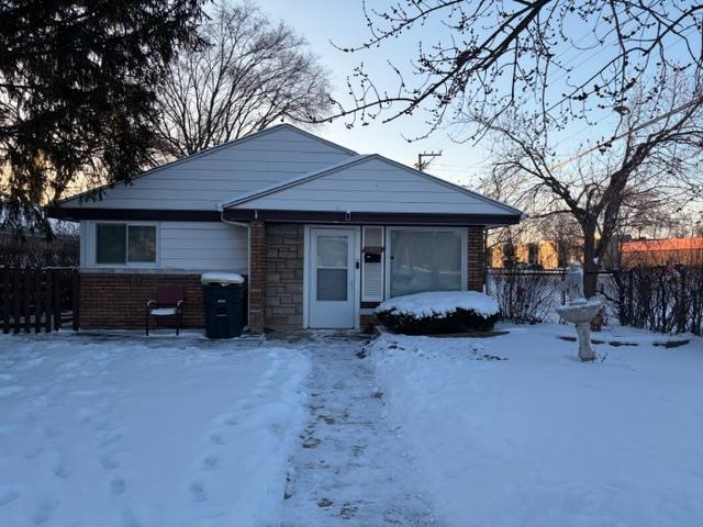17002 Lorenz Ave., Lansing, IL 60438