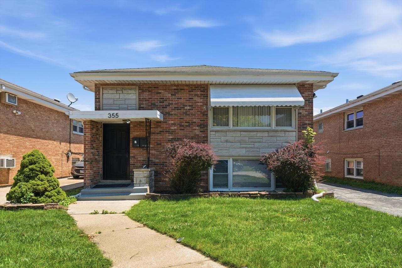 355 Luella Ave., Calumet City, IL 60409
