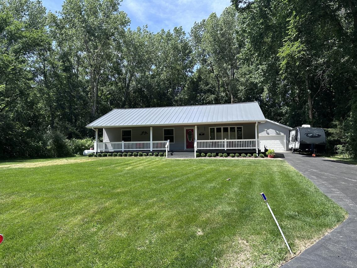 11 Timberlane Dr., Putnam, IL 61560