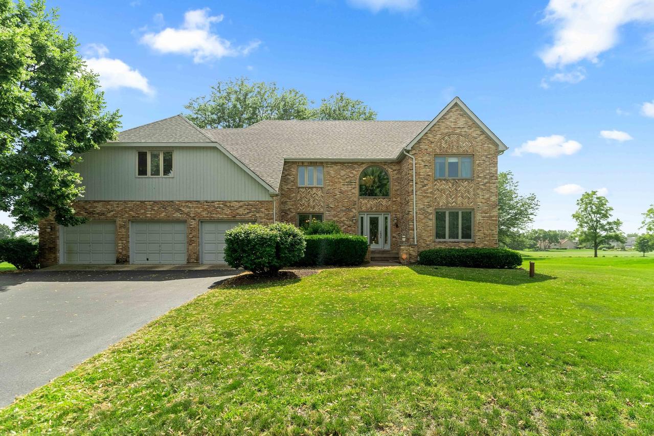 24161 Brancaster Dr., Naperville, IL 60564