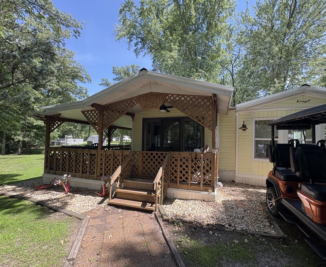 3/39 Woodhaven Dr., Sublette, IL 61367