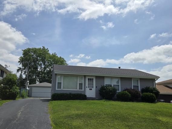 New Homes with Master Bedrooms on the 1st Floor in Orland Hills: June 27th to July 3rd