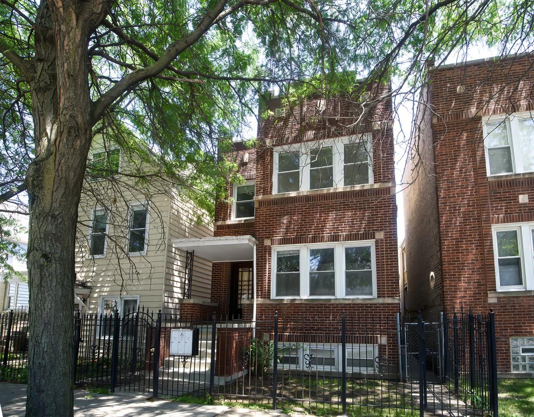 2837 N Central Park Ave., Chicago, IL 60618