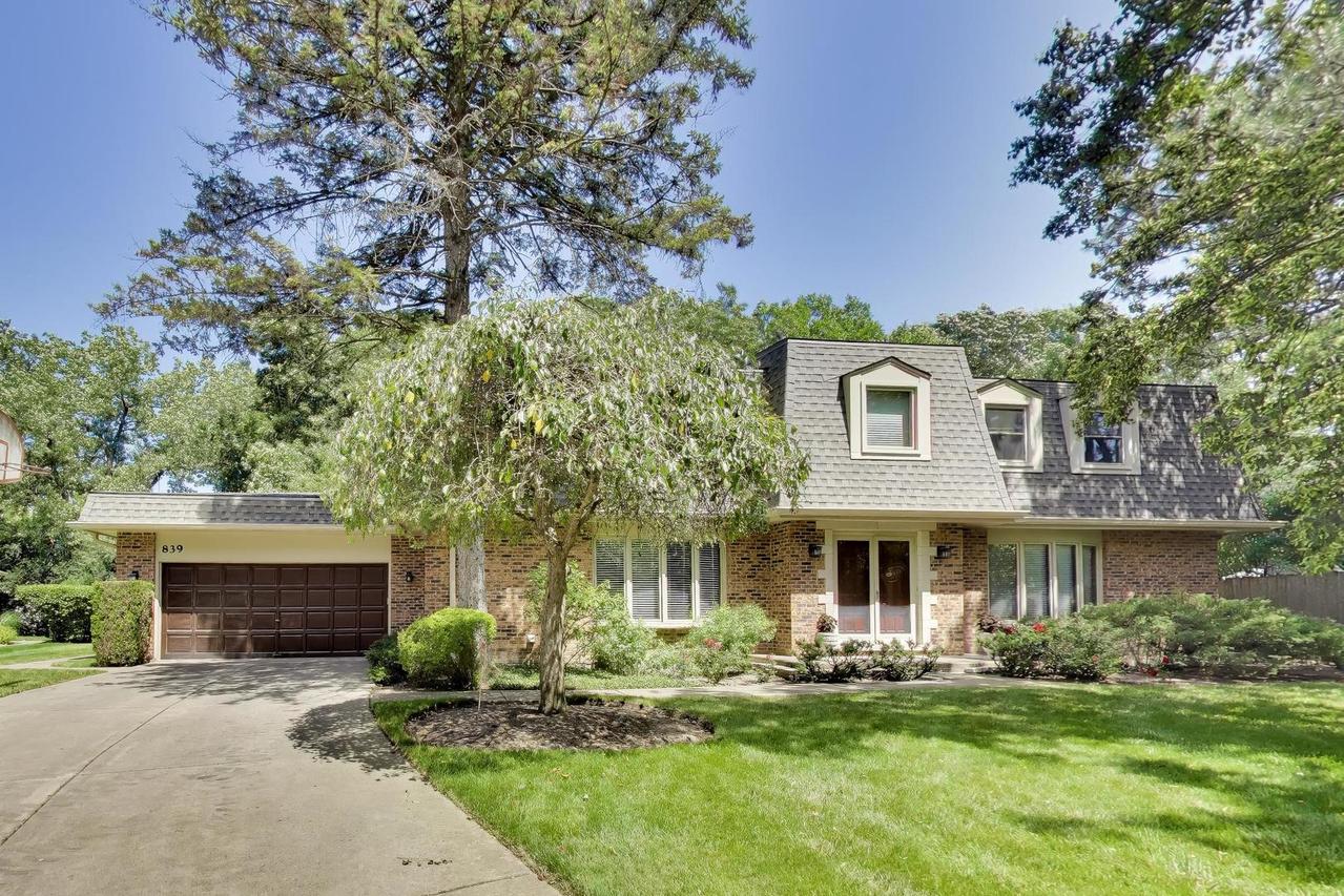 839 Edgewood Ct., Highland Park, IL 60035