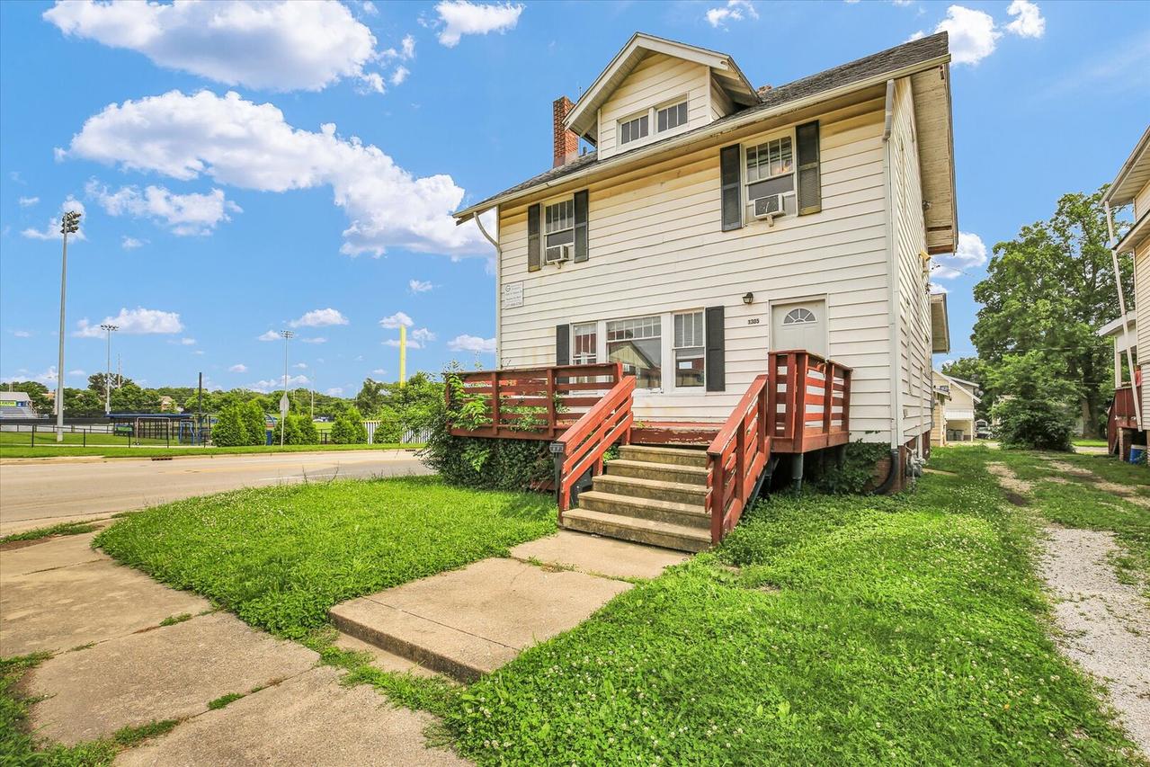1305 W Macon St., Decatur, IL 62522