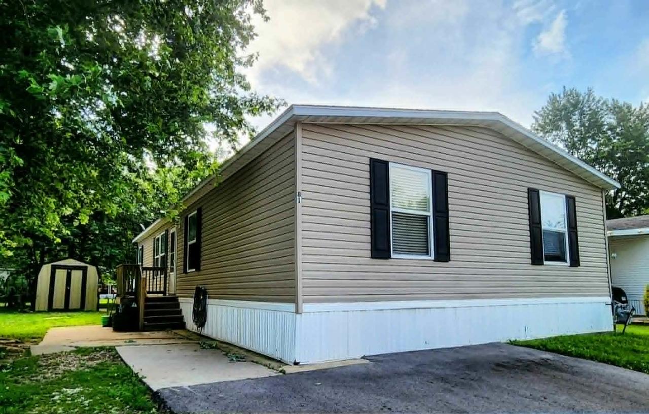 81 Apple Ln., Bourbonnais, IL 60914